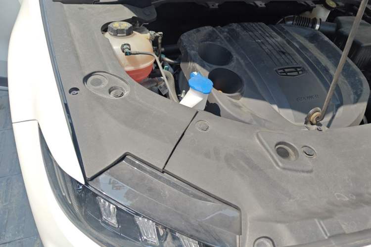 Used Geely Auto Emgrand X7 Sport 2022 1.8TD DCT Zhiya Trim Engine Bay Right