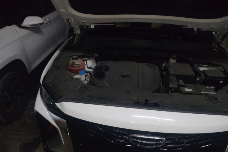 Used Geely Auto Emgrand X7 Sport 2022 Boyue X 1.8TD DCT ZhiShang Model Engine Bay Right