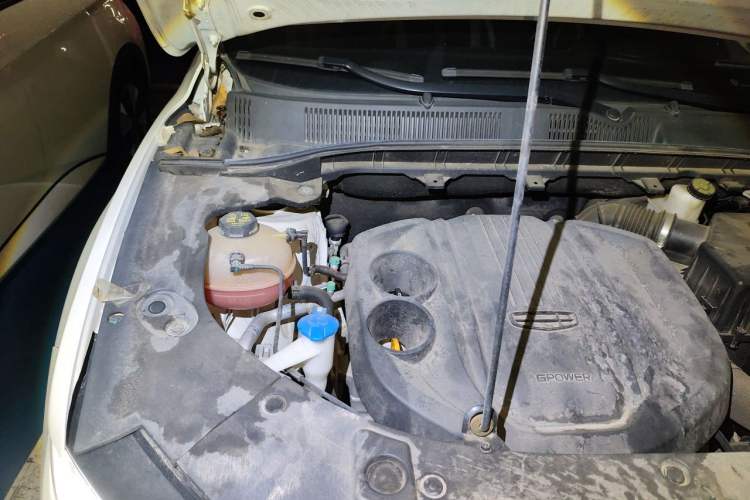 Used Geely Auto Emgrand X7 Sport 2022 1.8TD DCT Zhiya Trim Engine Bay Right