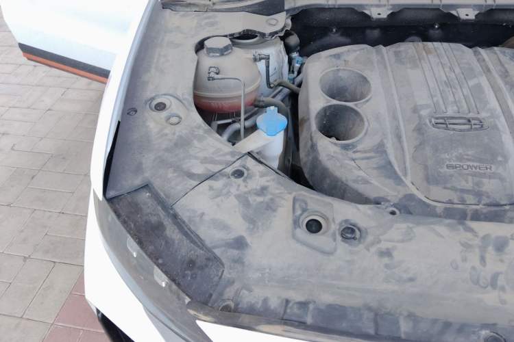 Used Geely Auto Emgrand X7 Sport 2022 Boyue X 1.8TD DCT ZhiShang Model Engine Bay Right
