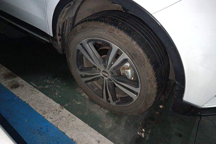 Used Geely Auto Emgrand X7 Sport 2022 1.8TD DCT Zhiya Trim Exterior 1
