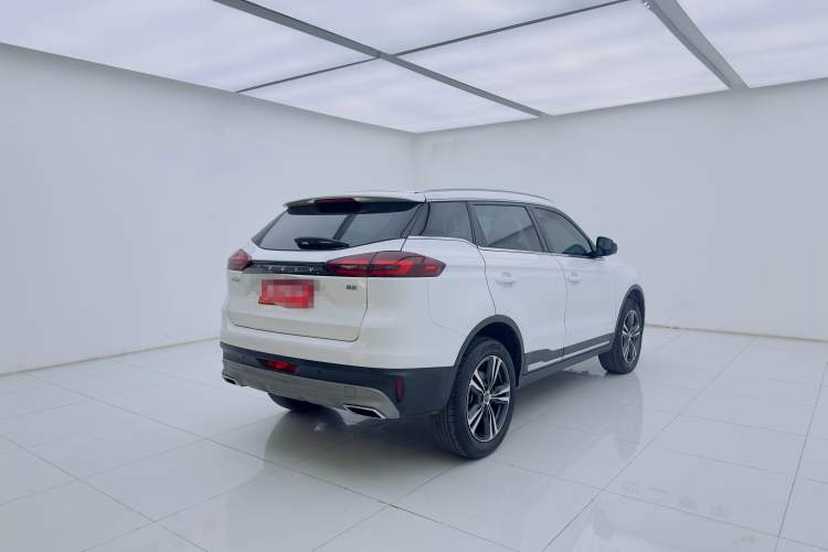 Used Geely Auto Emgrand X7 Sport 2022 1.8TD DCT Zhiya Trim Exterior 3