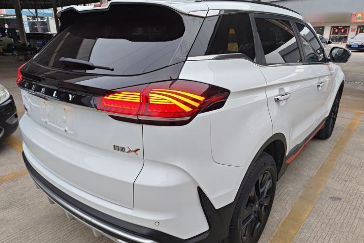 Used Geely Auto Emgrand X7 Sport 2022 Boyue X 1.8TD DCT Smart Model Exterior 3