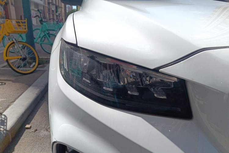 Used Geely Auto Emgrand X7 Sport 2022 1.8TD DCT Zhiya Trim Exterior 6