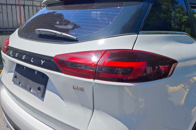Used Geely Auto Emgrand X7 Sport 2022 1.8TD DCT Zhiya Trim Exterior 8