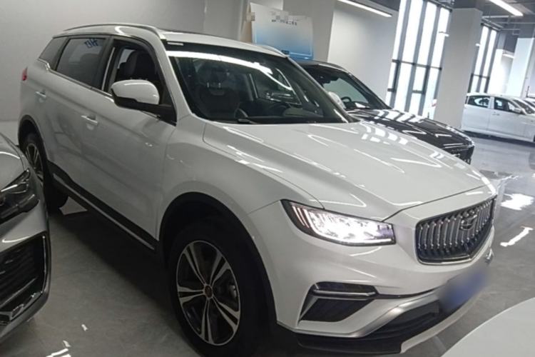 Used Geely Auto Emgrand X7 Sport 2022 1.8TD DCT Zhiya Trim Front Right 45 Deg