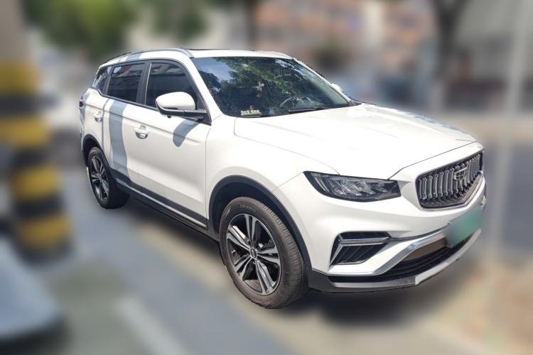 Used Geely Auto Emgrand X7 Sport 2022 1.8TD DCT Zhiya Trim Front Right 45 Deg