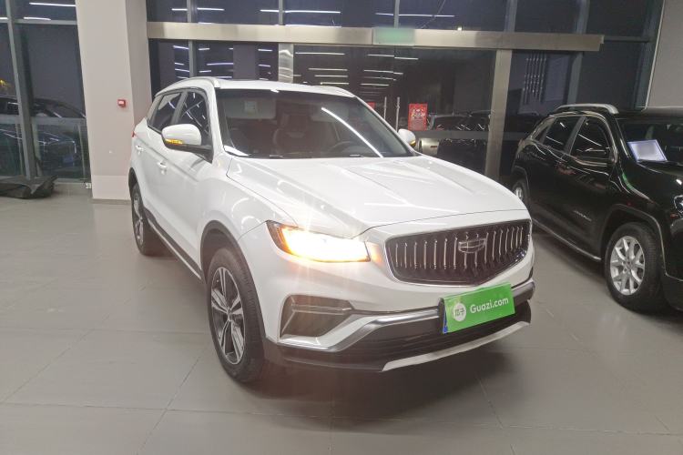 Used Geely Auto Emgrand X7 Sport 2022 1.8TD DCT Zhiya Trim Front Right 45 Deg