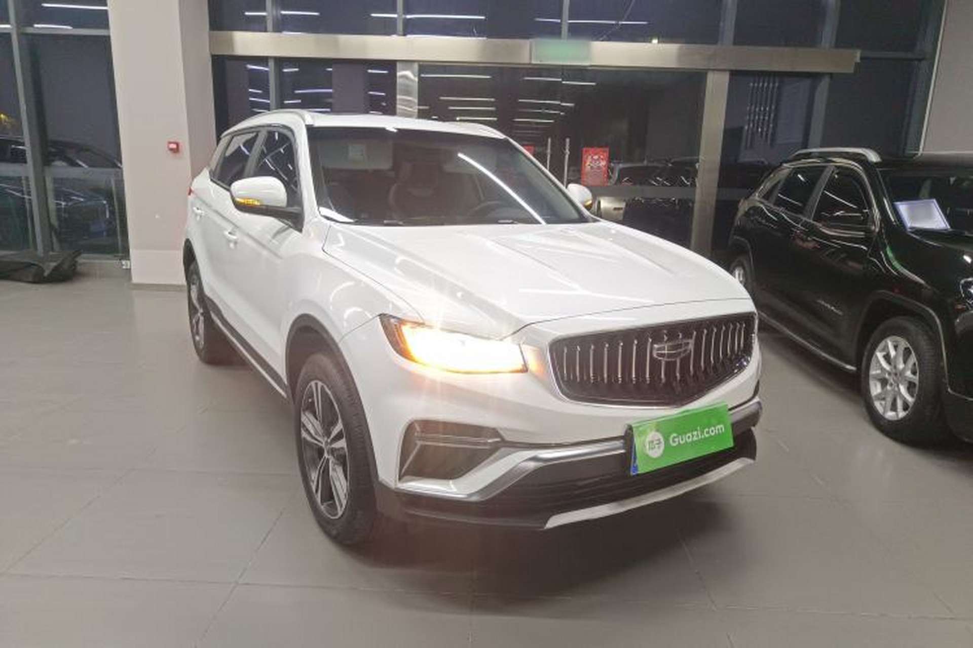 Used Geely Auto Emgrand X7 Sport 2022 1.8TD DCT Zhiya Trim Front Right 45 Deg