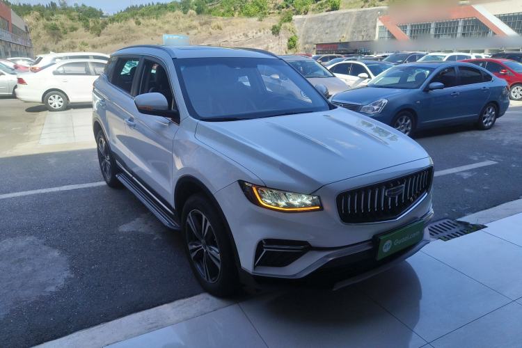 Used Geely Auto Emgrand X7 Sport 2022 1.8TD DCT Zhiya Trim Front Right 45 Deg