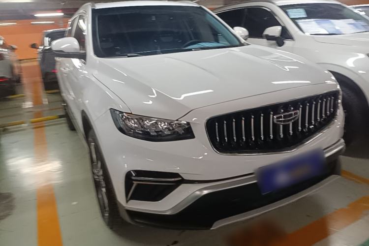 Used Geely Auto Emgrand X7 Sport 2022 1.8TD DCT Zhiya Trim Front Right 45 Deg