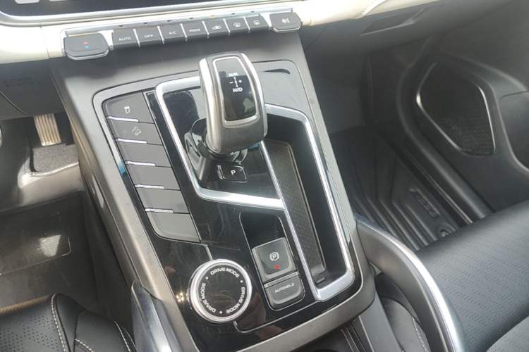 Used Geely Auto Emgrand X7 Sport 2022 Boyue X 1.8TD DCT Smart Model Gear Lever
