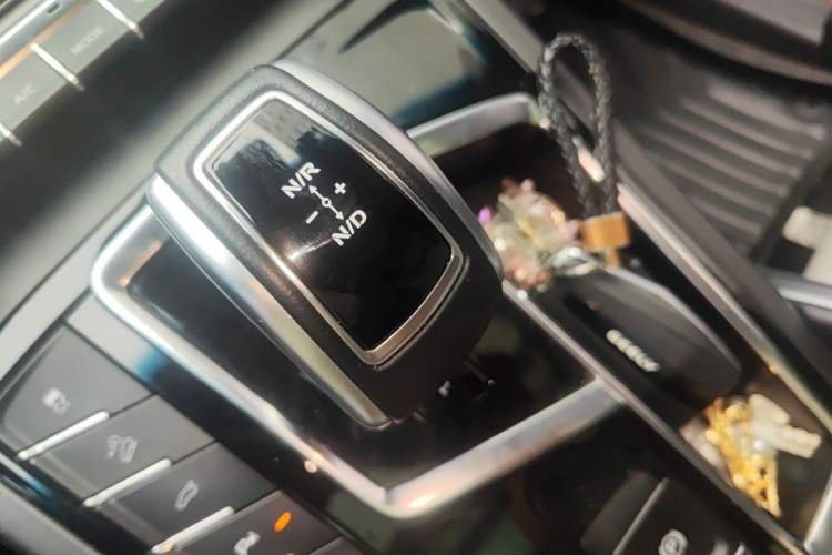 Used Geely Auto Emgrand X7 Sport 2022 Boyue X 1.8TD DCT Smart Edition Gear Lever