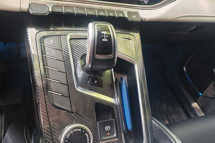 Used Geely Auto Emgrand X7 Sport 2022 Boyue X 1.8TD DCT Smart Model Gear Lever