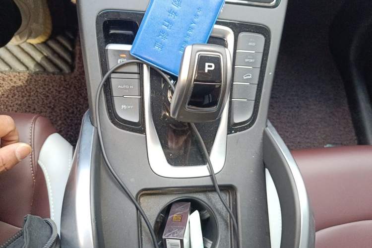 Used Geely Auto Emgrand X7 Sport 2022 1.8TD DCT Zhiya Trim Gear Lever
