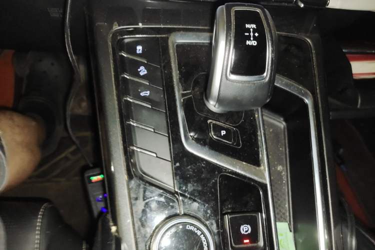Used Geely Auto Emgrand X7 Sport 2022 Boyue X 1.8TD DCT ZhiZun Edition Gear Lever