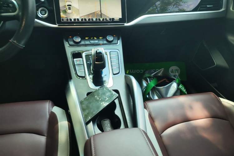 Used Geely Auto Emgrand X7 Sport 2022 1.8TD DCT Zhiya Trim Gear Lever