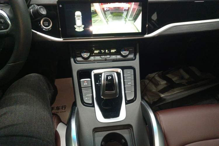 Used Geely Auto Emgrand X7 Sport 2022 1.8TD DCT Zhiya Trim Gear Lever