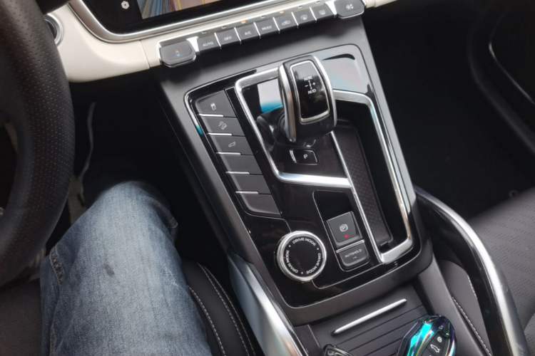 Used Geely Auto Emgrand X7 Sport 2022 Boyue X 1.8TD DCT ZhiZun Edition Gear Lever