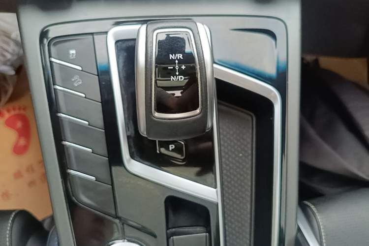 Used Geely Auto Emgrand X7 Sport 2022 Boyue X 1.8TD DCT Smart Model Gear Lever