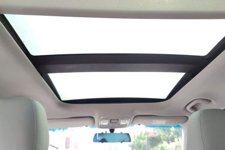 Used Geely Auto Emgrand X7 Sport 2022 1.8TD DCT Zhiya Trim Headliner