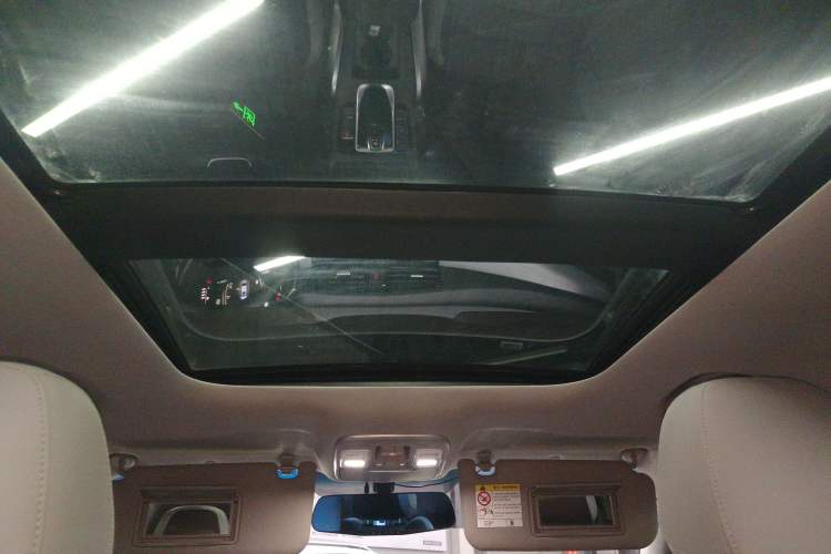 Used Geely Auto Emgrand X7 Sport 2022 1.8TD DCT Zhiya Trim Headliner
