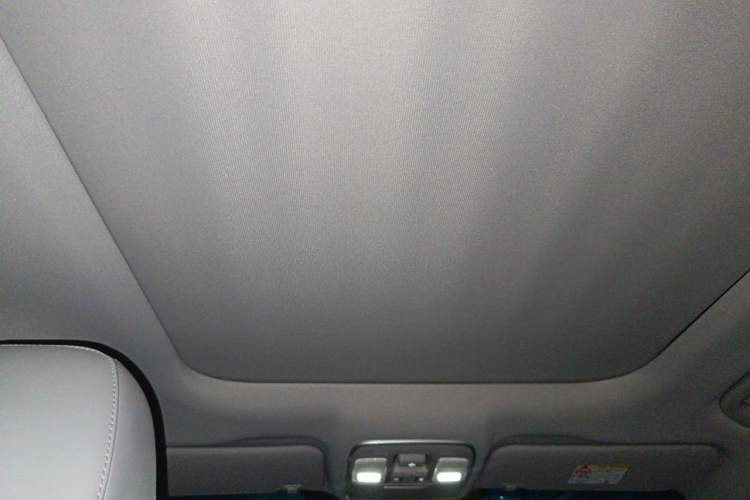 Used Geely Auto Emgrand X7 Sport 2022 1.8TD DCT Zhiya Trim Headliner