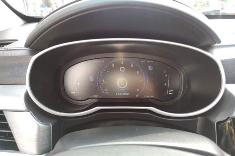 Used Geely Auto Emgrand X7 Sport 2022 1.8TD DCT Zhiya Trim Instrument Cluster