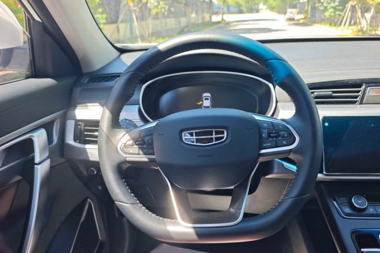 Used Geely Auto Emgrand X7 Sport 2022 1.8TD DCT Zhiya Trim Interior 1