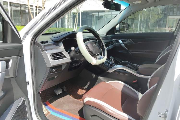 Used Geely Auto Emgrand X7 Sport 2022 1.8TD DCT Zhiya Trim Interior 1