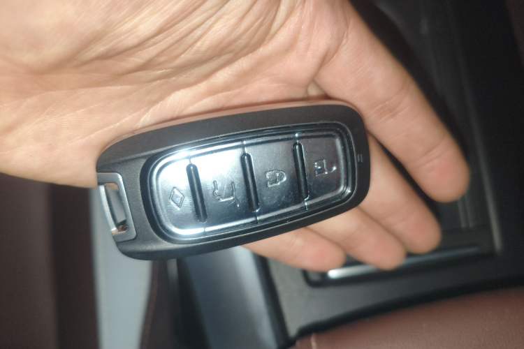 Used Geely Auto Emgrand X7 Sport 2022 1.8TD DCT Zhiya Trim Interior 1