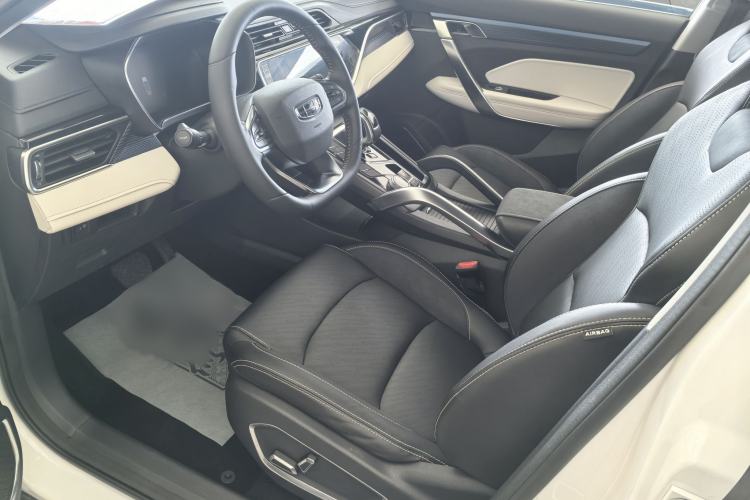 Used Geely Auto Emgrand X7 Sport 2022 Boyue X 1.8TD DCT ZhiShang Model Interior 2