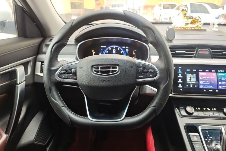 Used Geely Auto Emgrand X7 Sport 2022 1.8TD DCT Zhiya Trim Interior 2