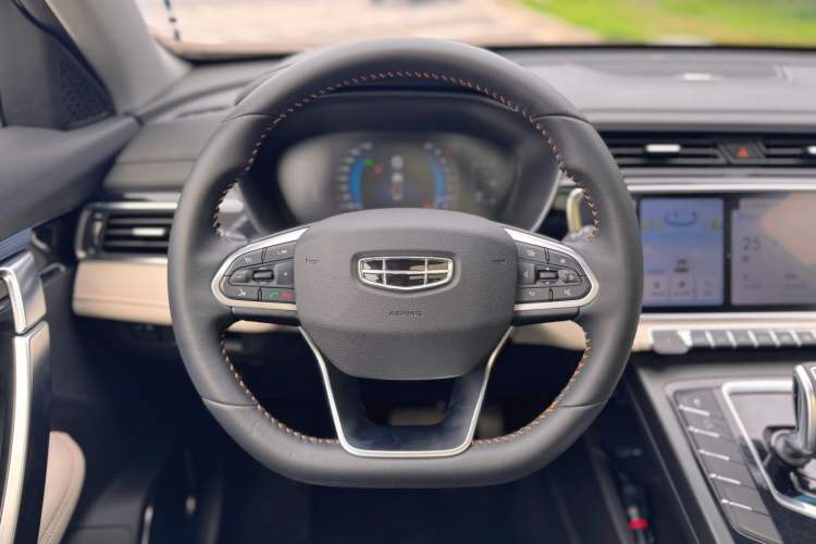 Used Geely Auto Emgrand X7 Sport 2022 Boyue X 1.8TD DCT Smart Model Interior 2