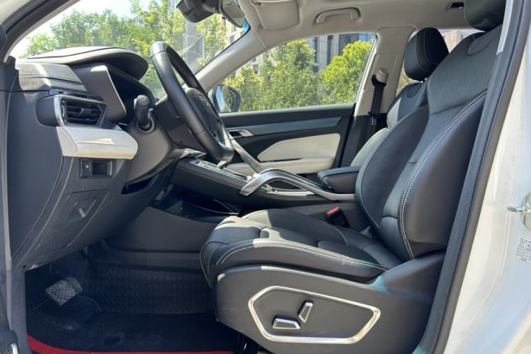 Used Geely Auto Emgrand X7 Sport 2022 Boyue X 1.8TD DCT Smart Model Interior 3
