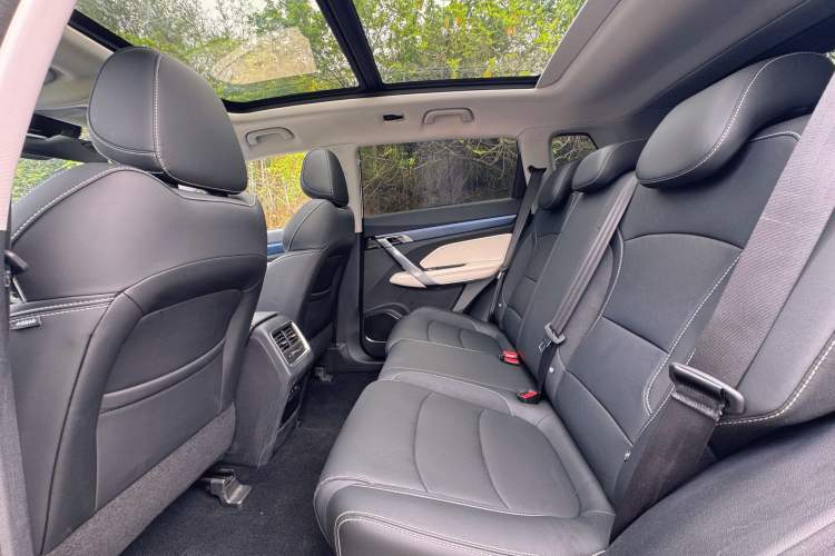 Used Geely Auto Emgrand X7 Sport 2022 Boyue X 1.8TD DCT Smart Model Interior 3