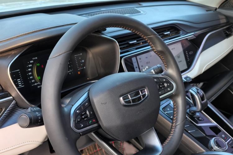 Used Geely Auto Emgrand X7 Sport 2022 Boyue X 1.8TD DCT ZhiZun Edition Interior 4