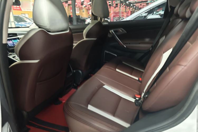 Used Geely Auto Emgrand X7 Sport 2022 1.8TD DCT Zhiya Trim Interior 6