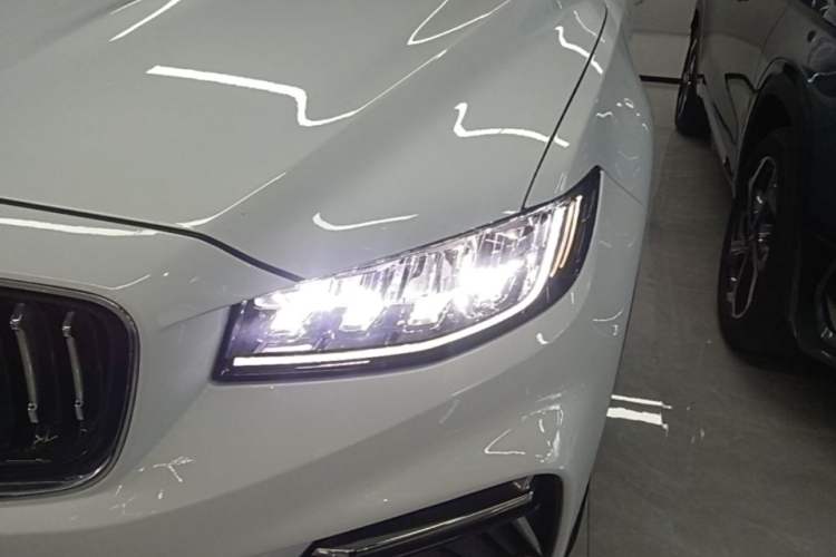 Used Geely Auto Emgrand X7 Sport 2022 1.8TD DCT Zhiya Trim Left Front Headlight