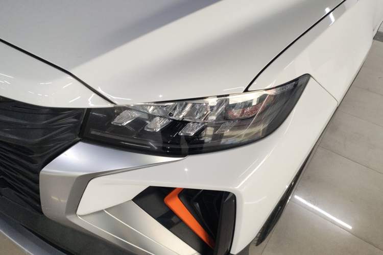Used Geely Auto Emgrand X7 Sport 2022 Boyue X 1.8TD DCT ZhiZun Edition Left Front Headlight