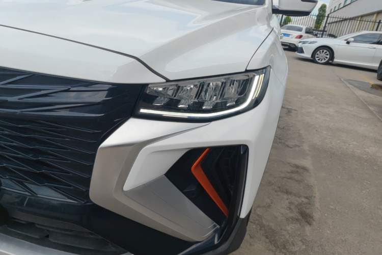 Used Geely Auto Emgrand X7 Sport 2022 Boyue X 1.8TD DCT ZhiZun Edition Left Front Headlight