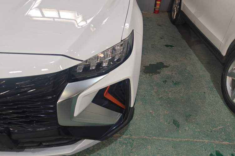 Used Geely Auto Emgrand X7 Sport 2022 Boyue X 1.8TD DCT ZhiZun Edition Left Front Headlight