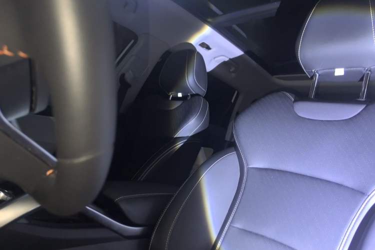 Used Geely Auto Emgrand X7 Sport 2022 Boyue X 1.8TD DCT Smart Model Left Front Seat