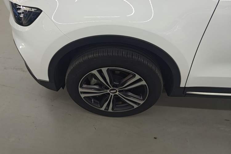 Used Geely Auto Emgrand X7 Sport 2022 1.8TD DCT Zhiya Trim Left Front Wheel Hub