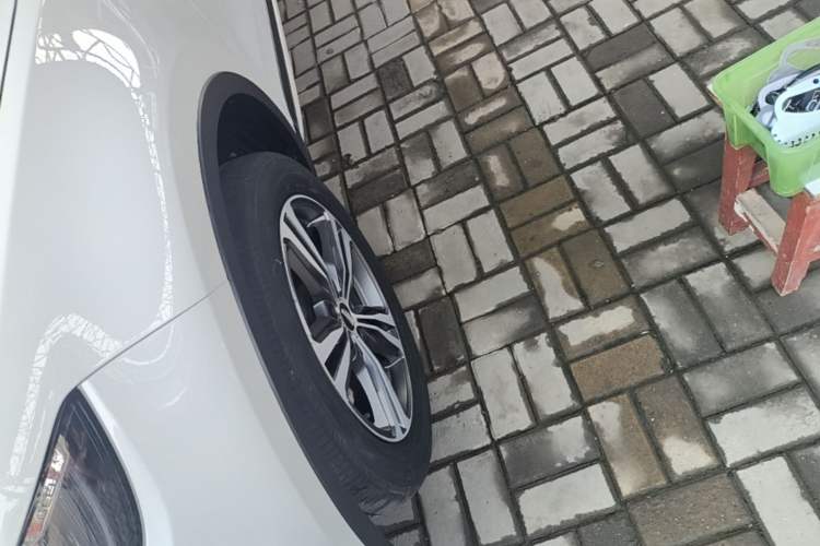 Used Geely Auto Emgrand X7 Sport 2022 1.8TD DCT Zhiya Trim Left Front Wheel Hub