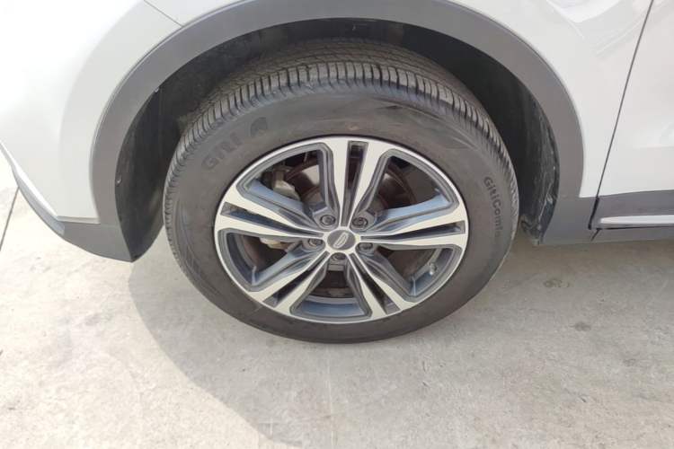 Used Geely Auto Emgrand X7 Sport 2022 1.8TD DCT Zhiya Trim Left Front Wheel Hub