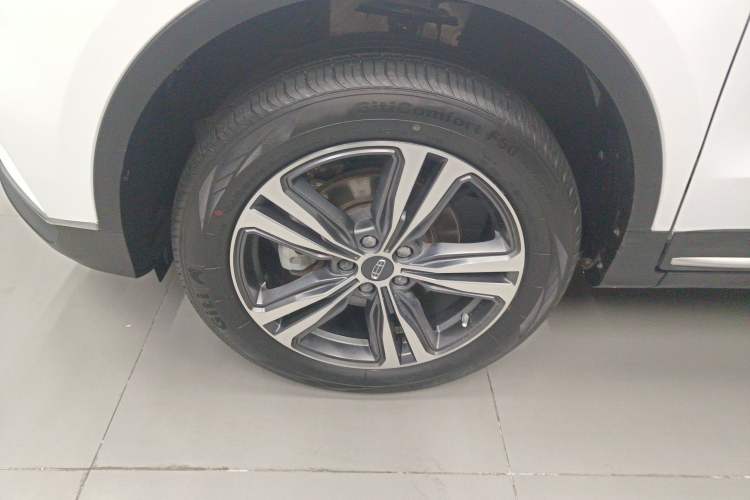 Used Geely Auto Emgrand X7 Sport 2022 1.8TD DCT Zhiya Trim Left Front Wheel Hub