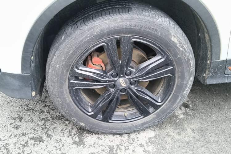 Used Geely Auto Emgrand X7 Sport 2022 Boyue X 1.8TD DCT ZhiShang Model Left Front Wheel Hub