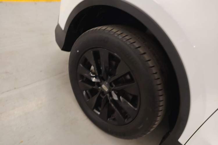Used Geely Auto Emgrand X7 Sport 2022 Boyue X 1.8TD DCT Smart Model Left Front Wheel Hub