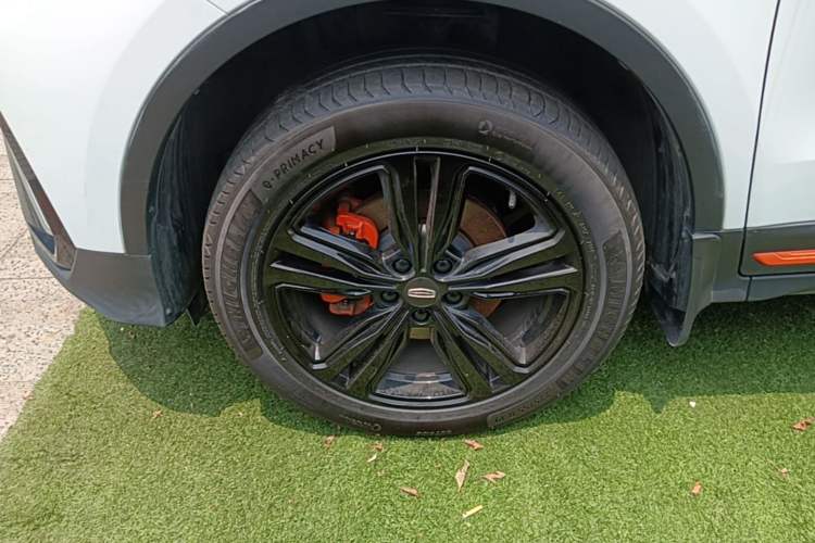 Used Geely Auto Emgrand X7 Sport 2022 Boyue X 1.8TD DCT ZhiShang Model Left Front Wheel Hub